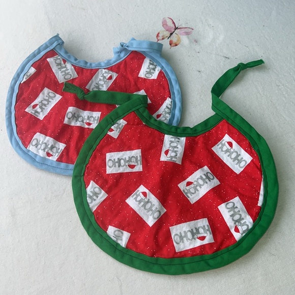 Handcrafted bibs children Christmas you get two pack - Picture 4 of 4